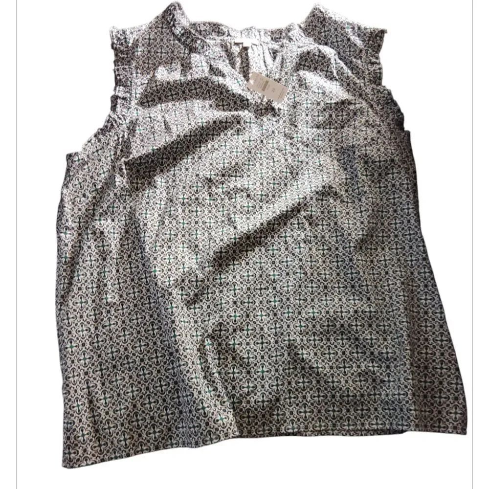 Talbots Silver Sleeveless Blouse with Relaxed Fit (346)